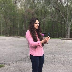 Meet your Posher, Eva